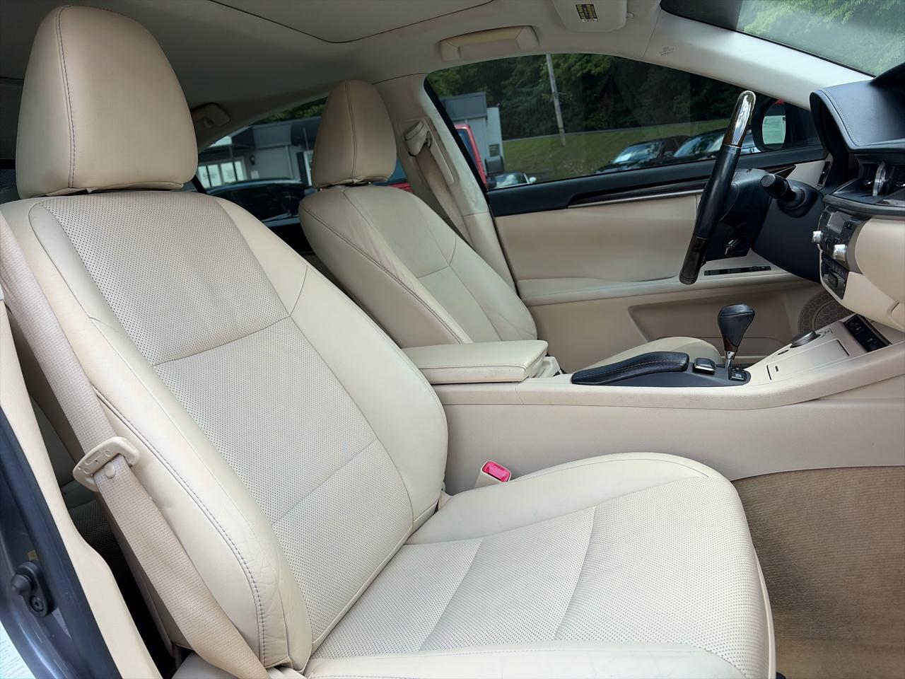 Lexus ES 350 4dr Sdn 2013