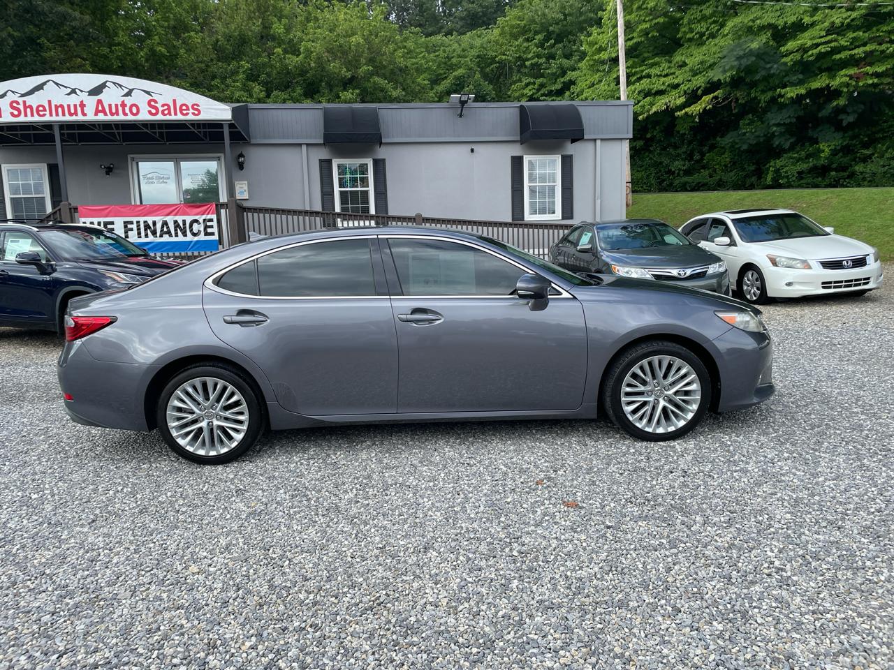 Lexus ES 350 4dr Sdn 2013