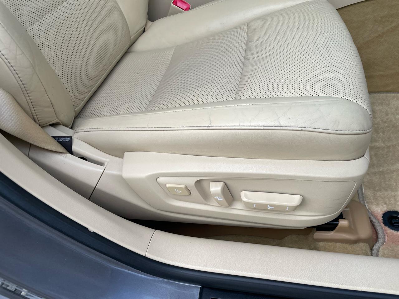 Lexus ES 350 4dr Sdn 2013