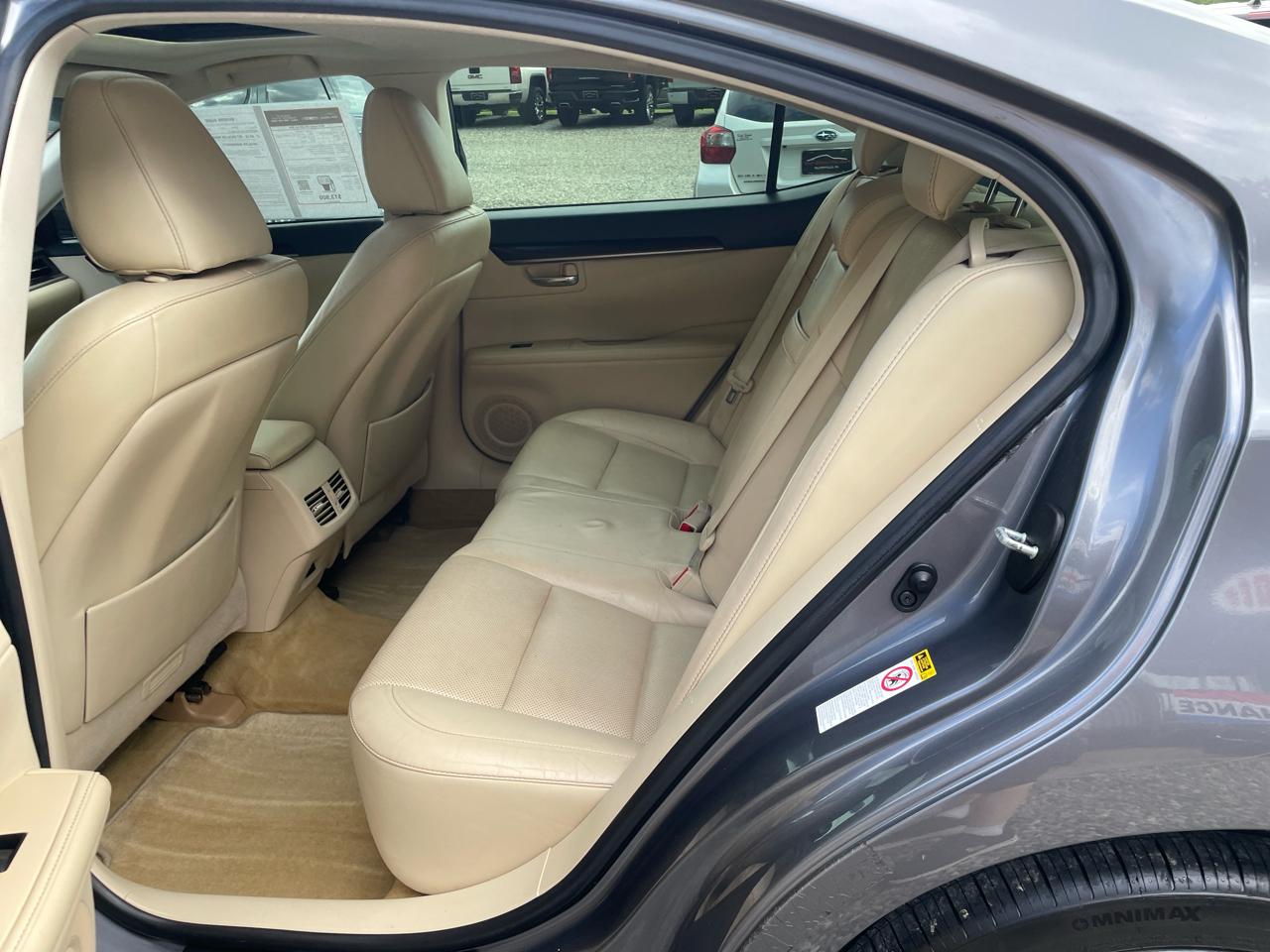 Lexus ES 350 4dr Sdn 2013