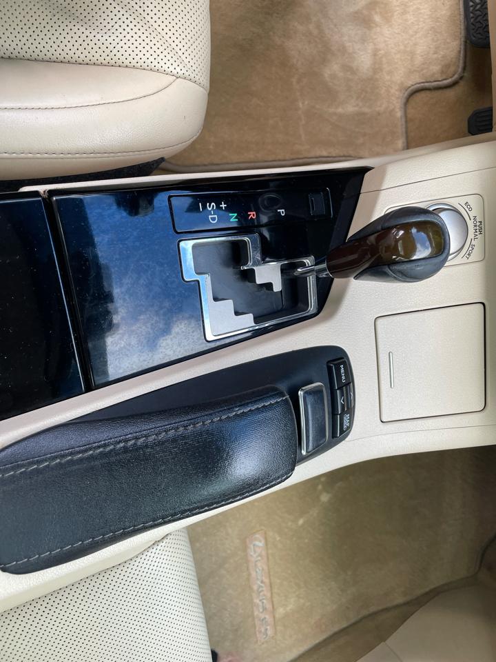 Lexus ES 350 4dr Sdn 2013
