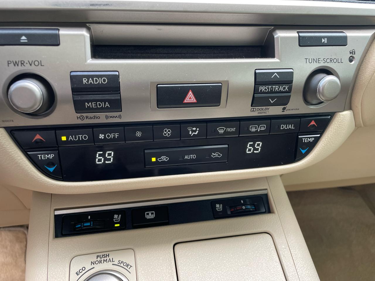 Lexus ES 350 4dr Sdn 2013