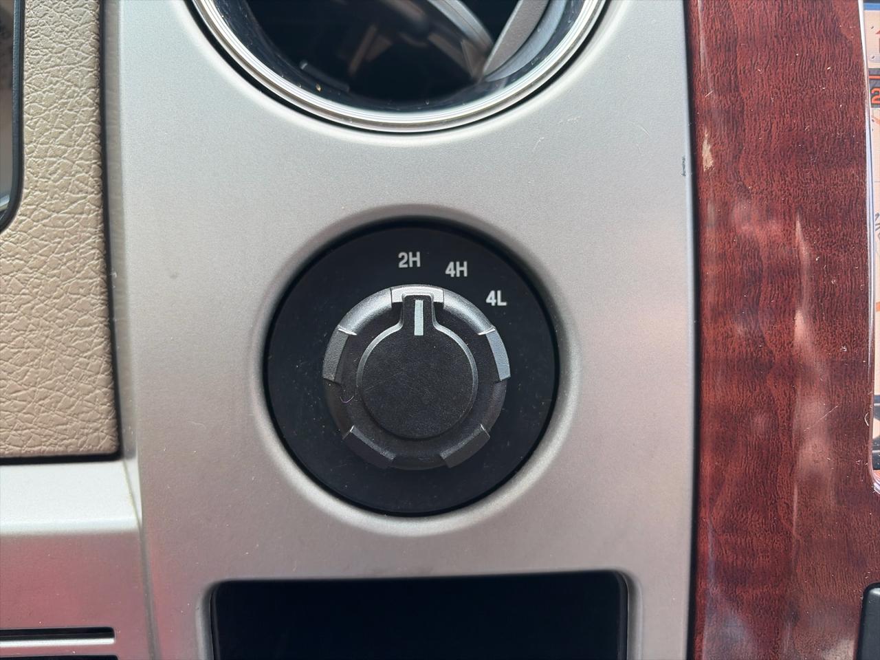 Ford F-150 4WD SuperCrew 145" King Ranch 2010