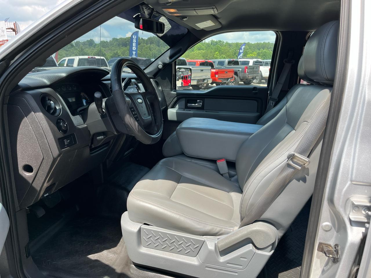 Ford F-150 4WD SuperCrew 145" Platinum 2014
