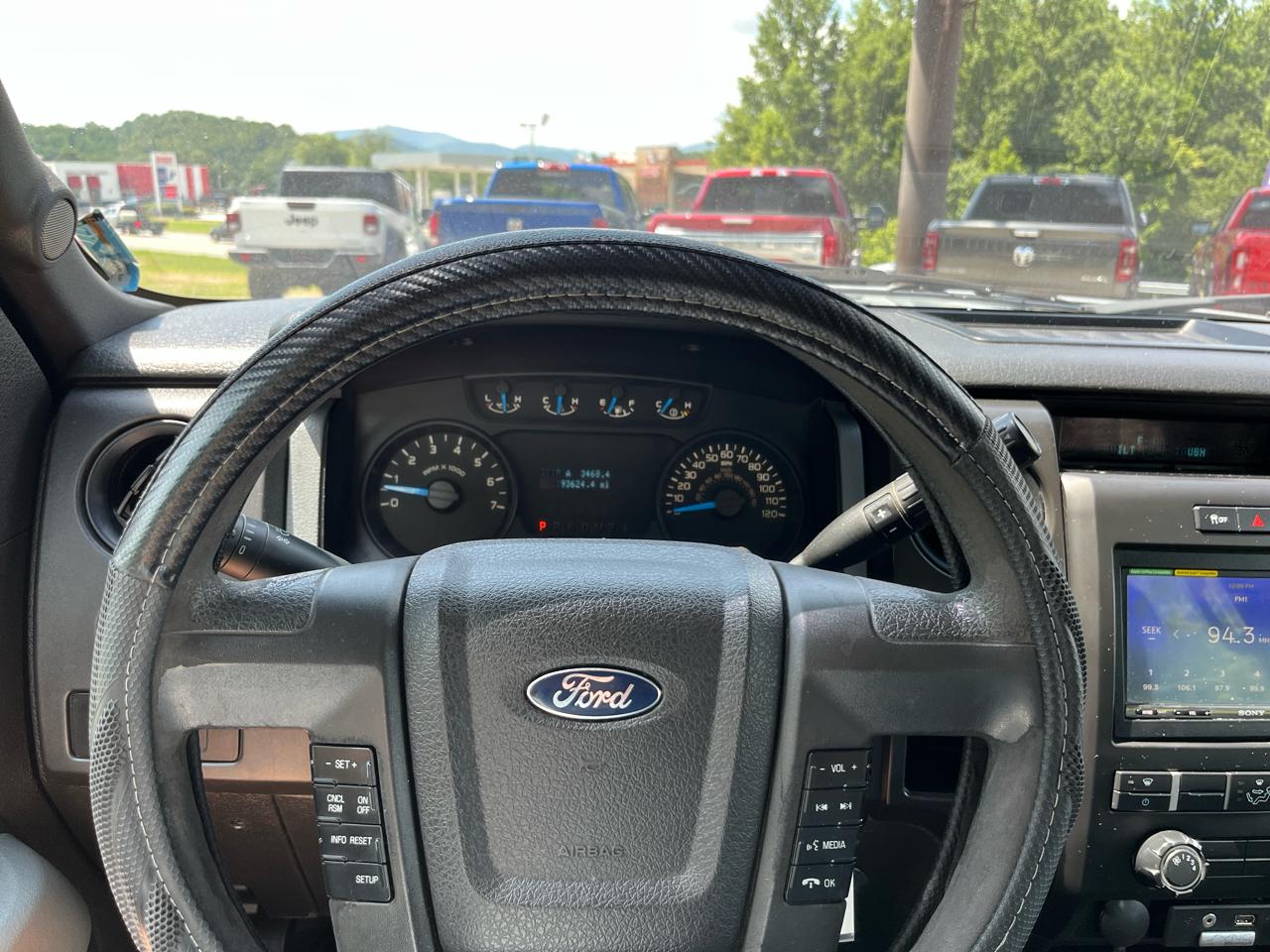 Ford F-150 4WD SuperCrew 145" Platinum 2014