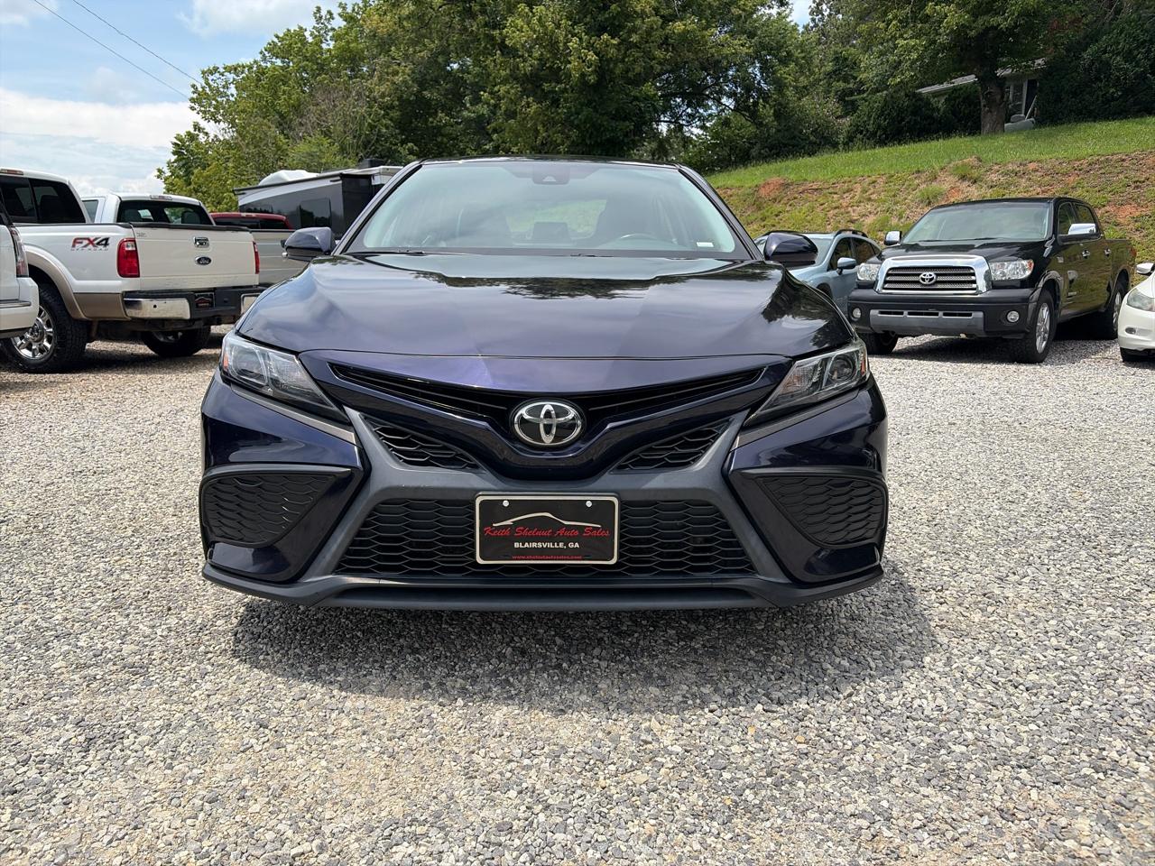 Toyota Camry SE Auto (Natl) 2021