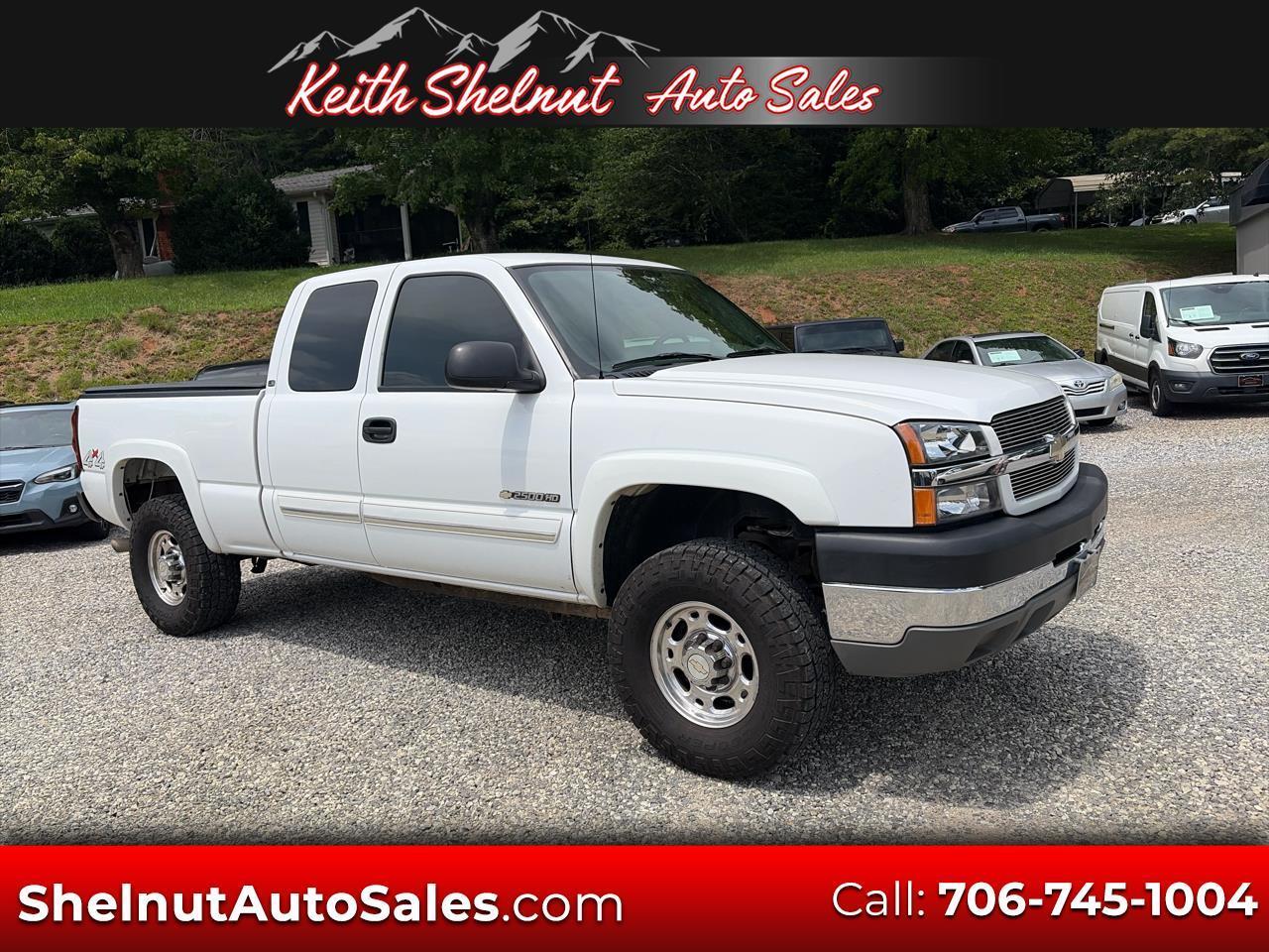 2004 Chevrolet Silverado 2500HD Ext Cab 143.5" WB 4WD LS