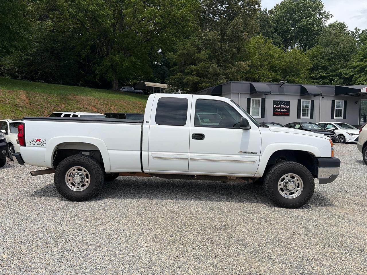 Chevrolet Silverado 2500HD Ext Cab 143.5" WB 4WD LS 2004