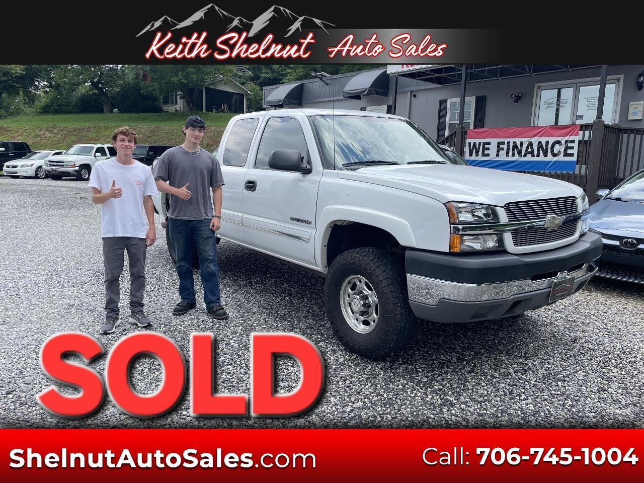 2004 Chevrolet Silverado 2500HD Ext Cab 143.5" WB 4WD LS