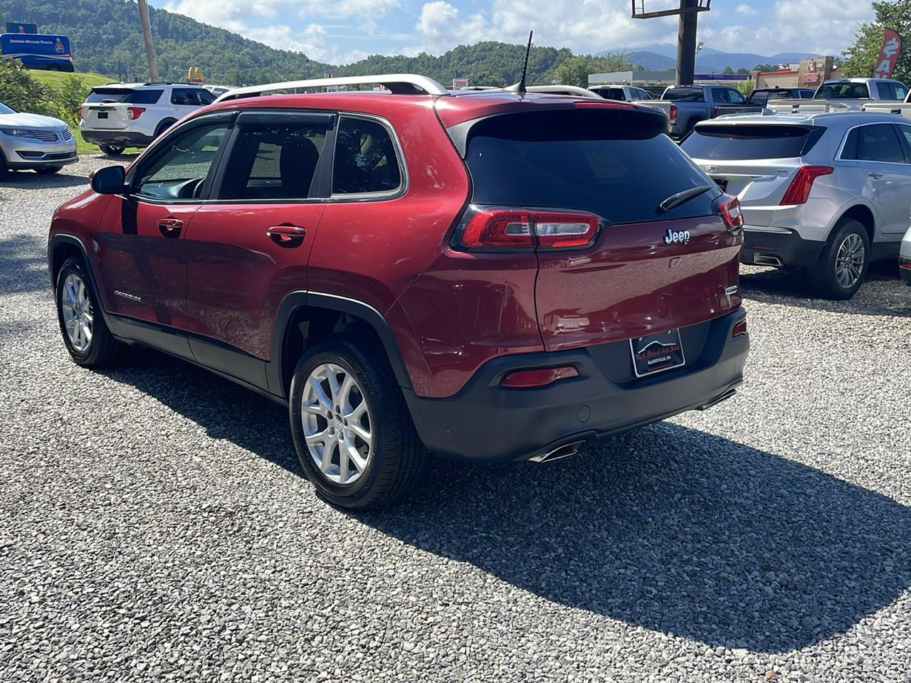 Jeep Cherokee FWD 4dr Latitude 2016