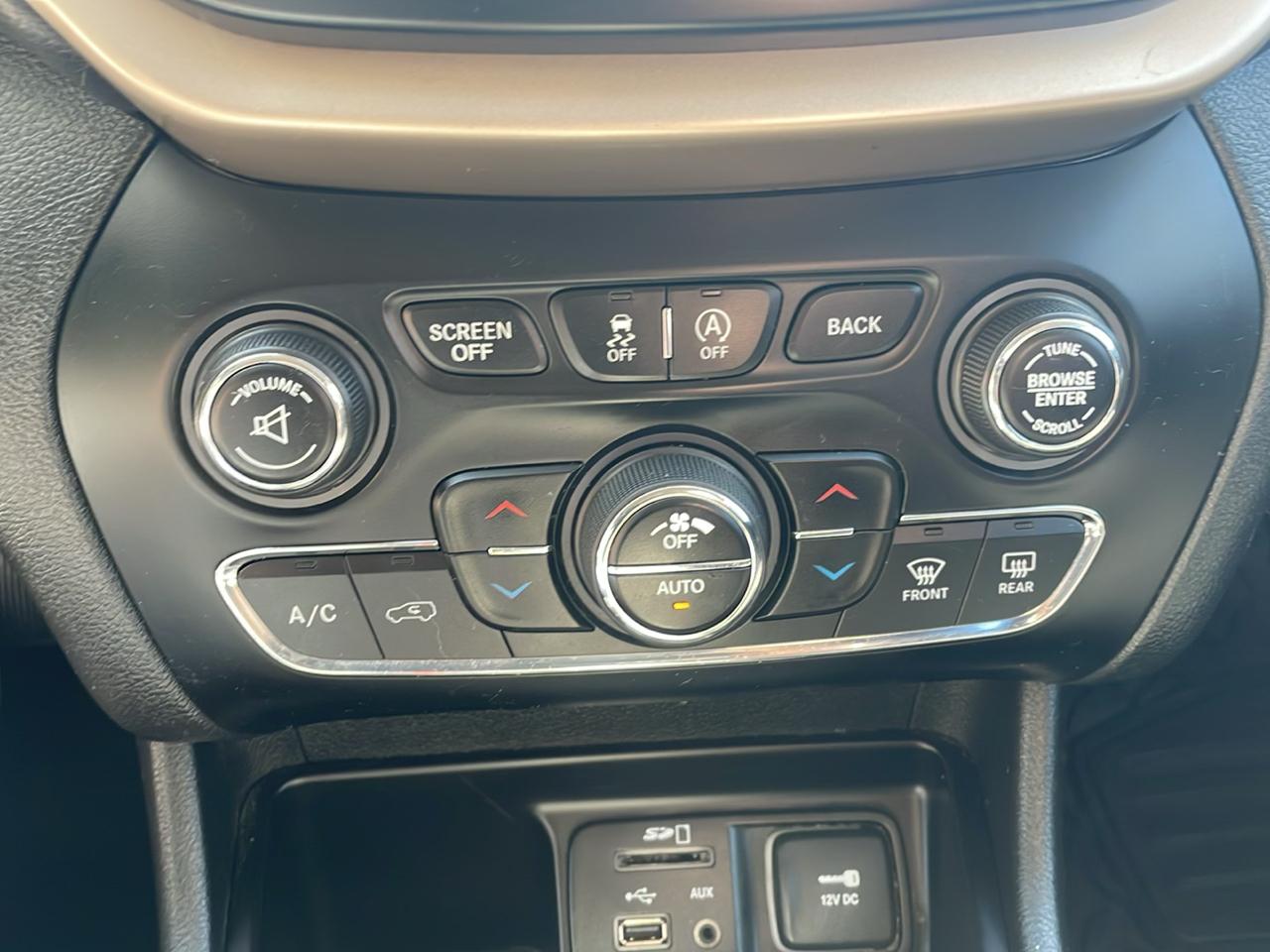 Jeep Cherokee FWD 4dr Latitude 2016