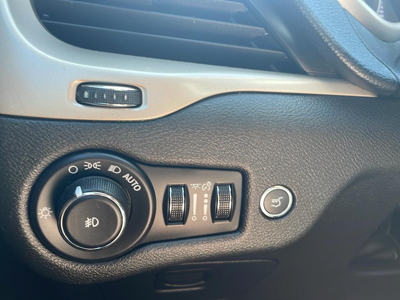 Jeep Cherokee FWD 4dr Latitude 2016