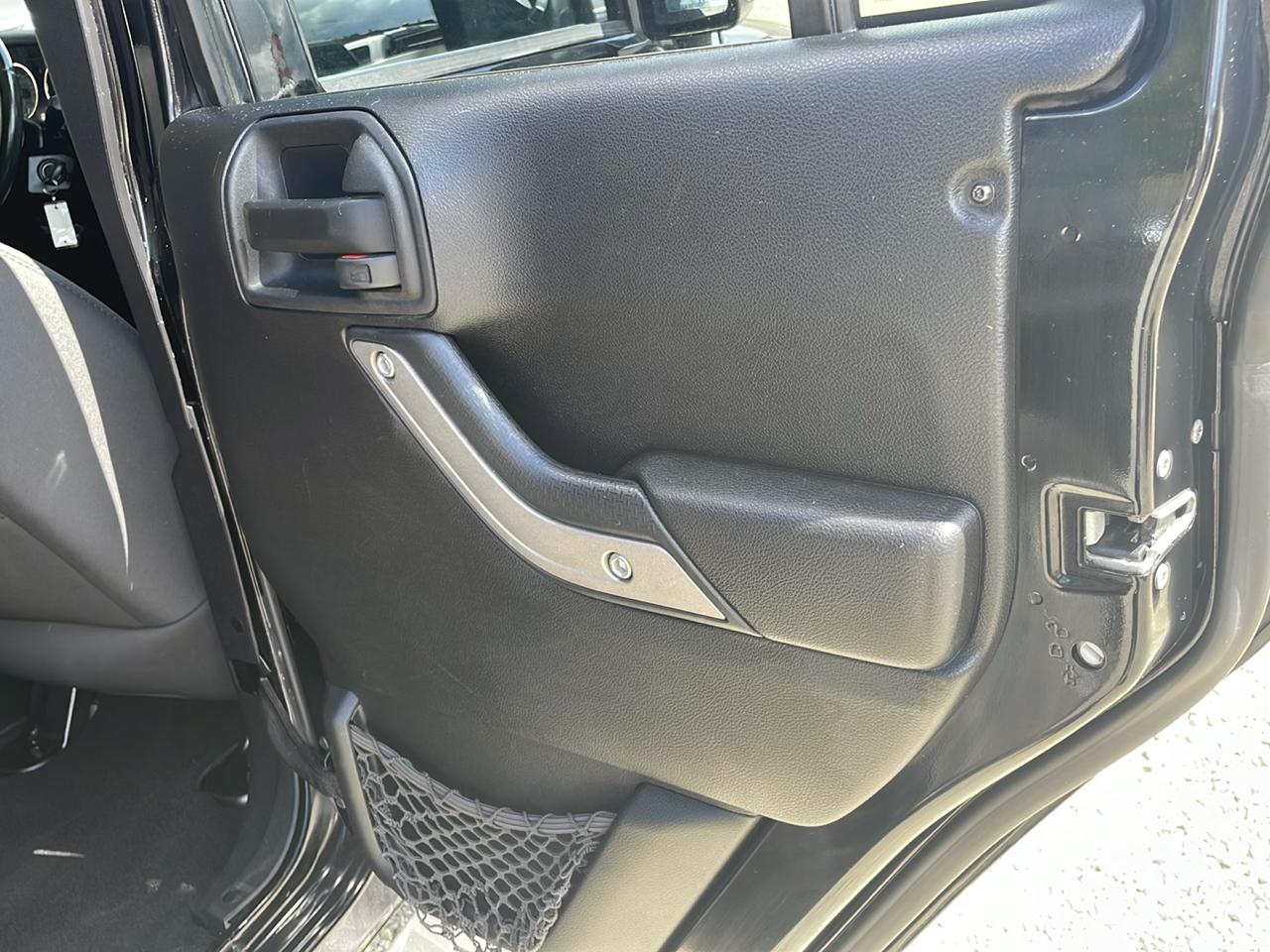 Jeep Wrangler Unlimited 4WD 4dr Sport 2011
