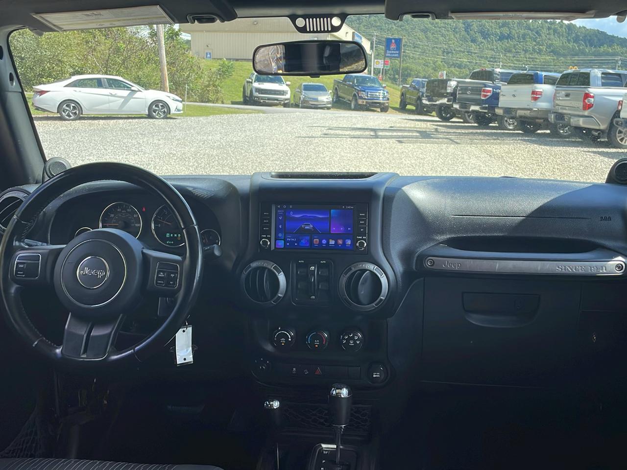 Jeep Wrangler Unlimited 4WD 4dr Sport 2011