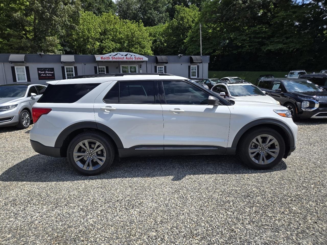 Ford Explorer XLT 2WD 2021