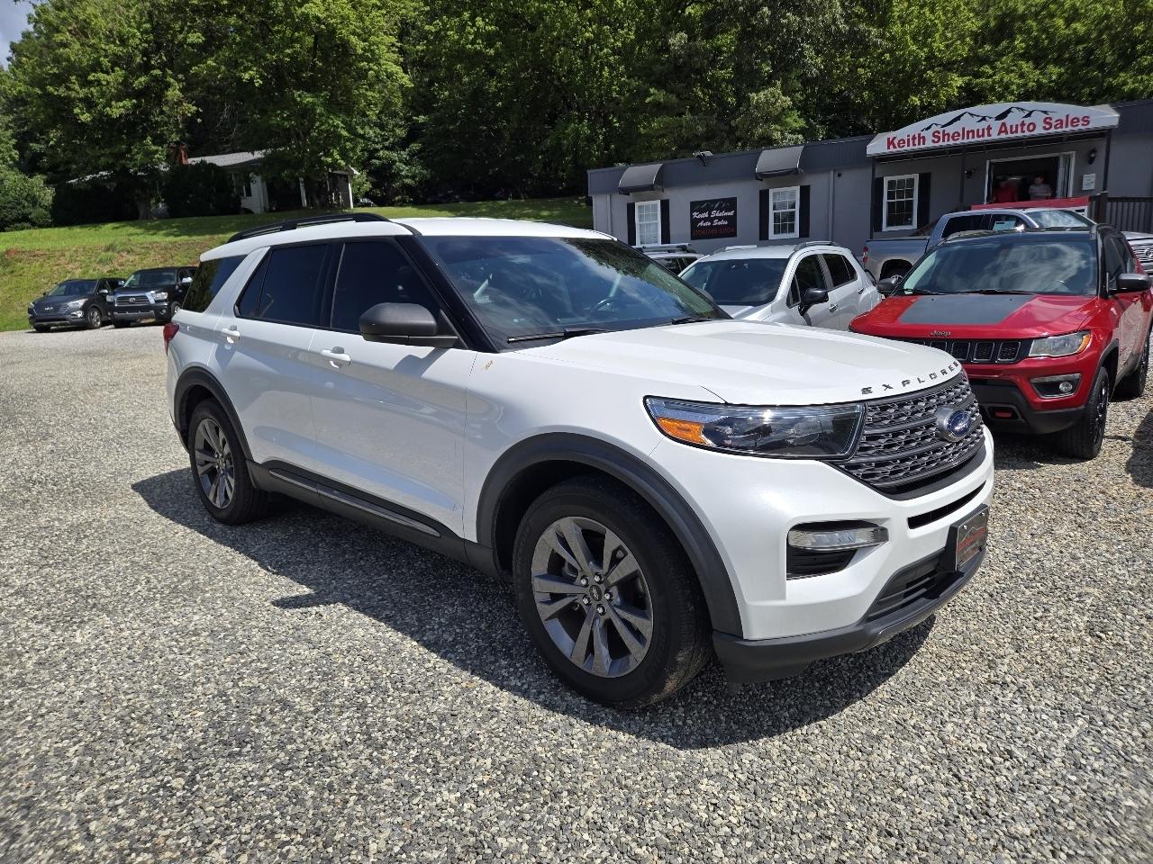 Ford Explorer XLT 2WD 2021