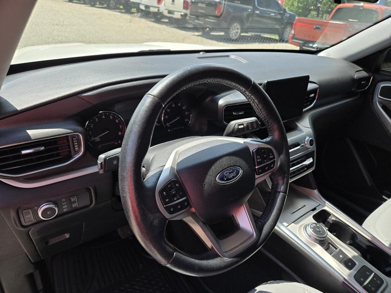 Ford Explorer XLT 2WD 2021
