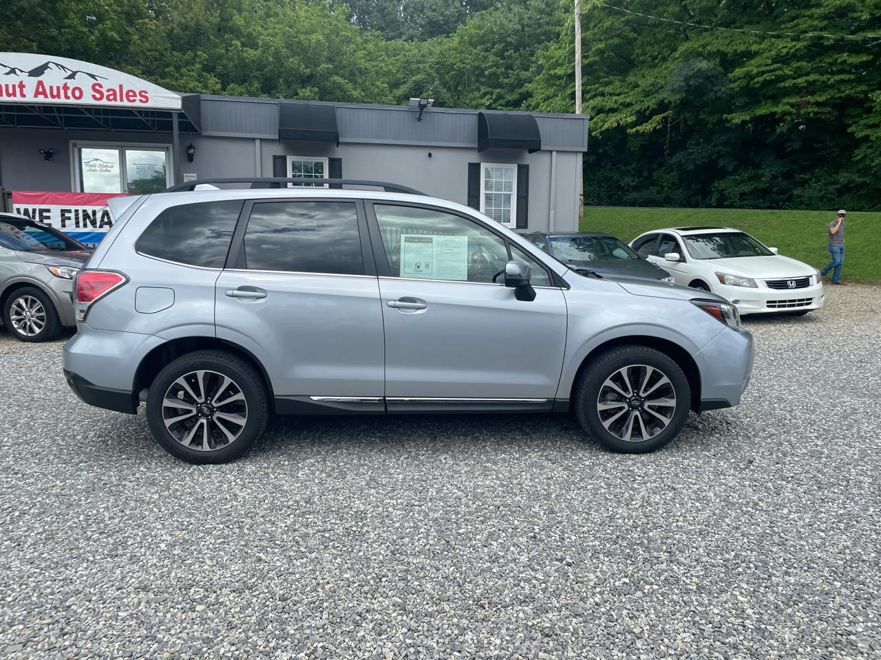 Subaru Forester 2.0XT Touring CVT 2017