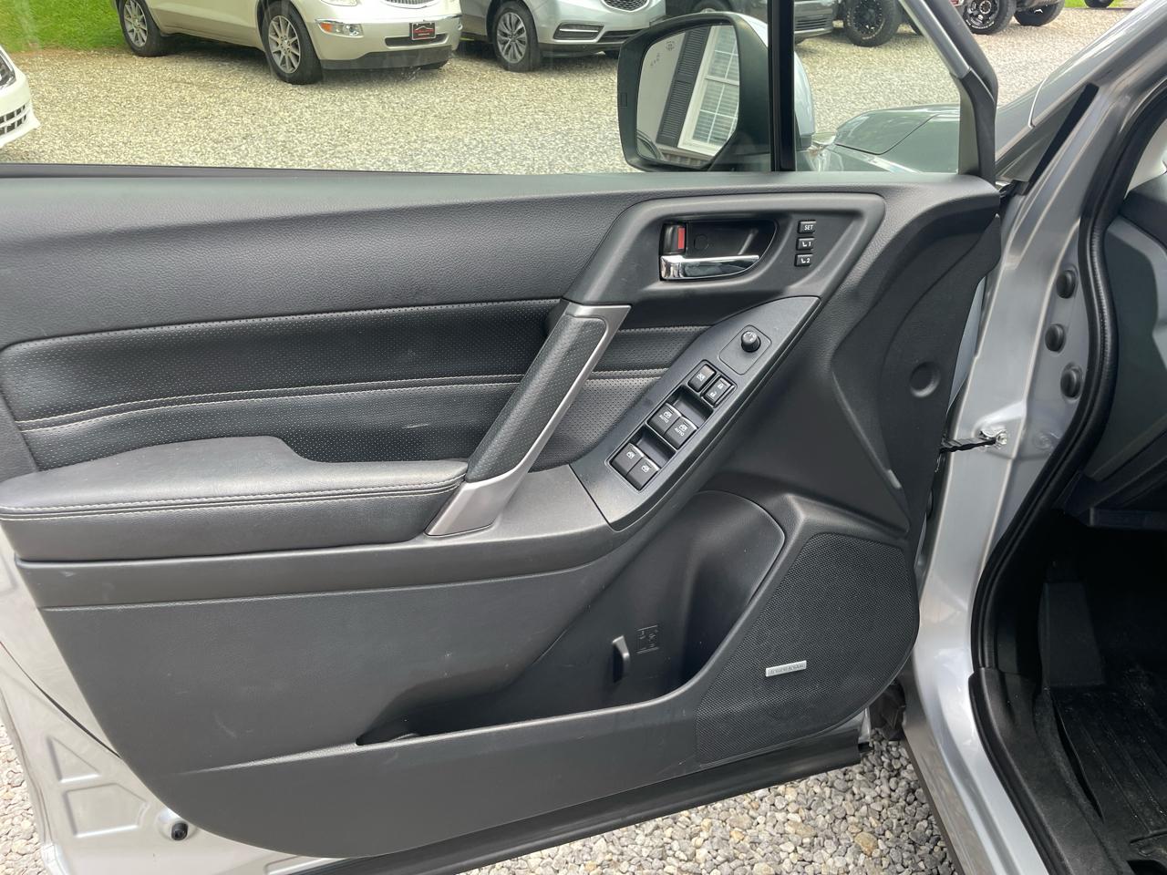 Subaru Forester 2.0XT Touring CVT 2017