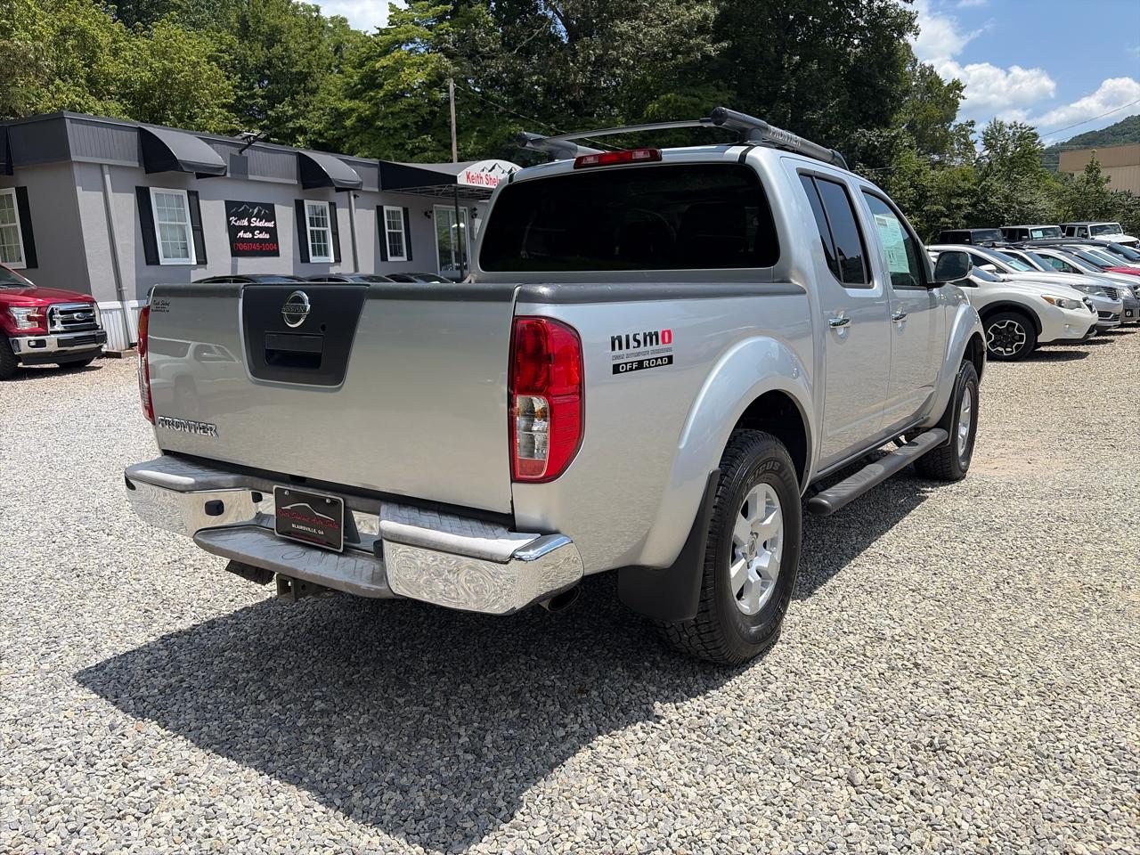 Nissan Frontier 2WD Crew Cab SWB Auto Nismo 2007