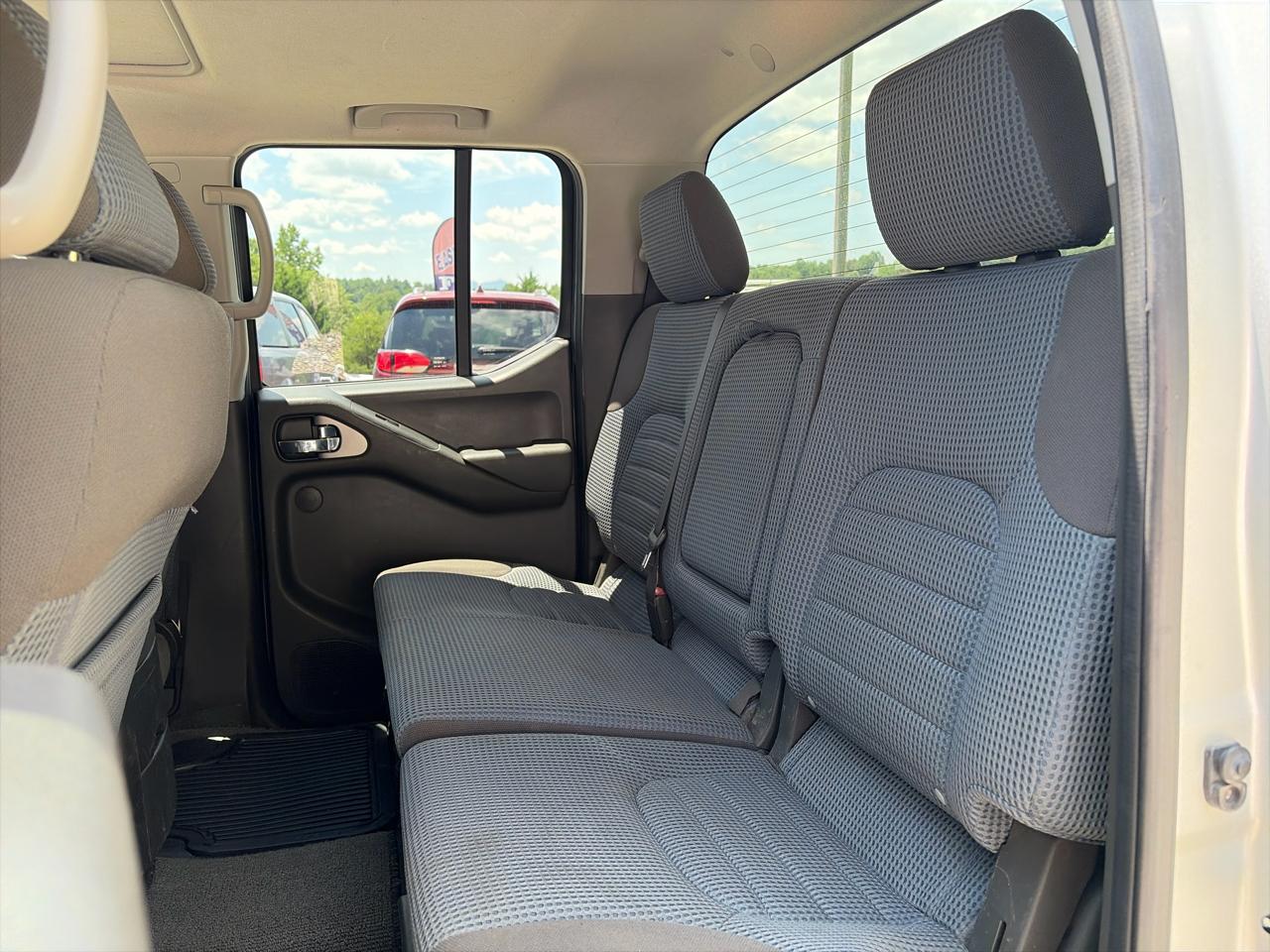 Nissan Frontier 2WD Crew Cab SWB Auto Nismo 2007