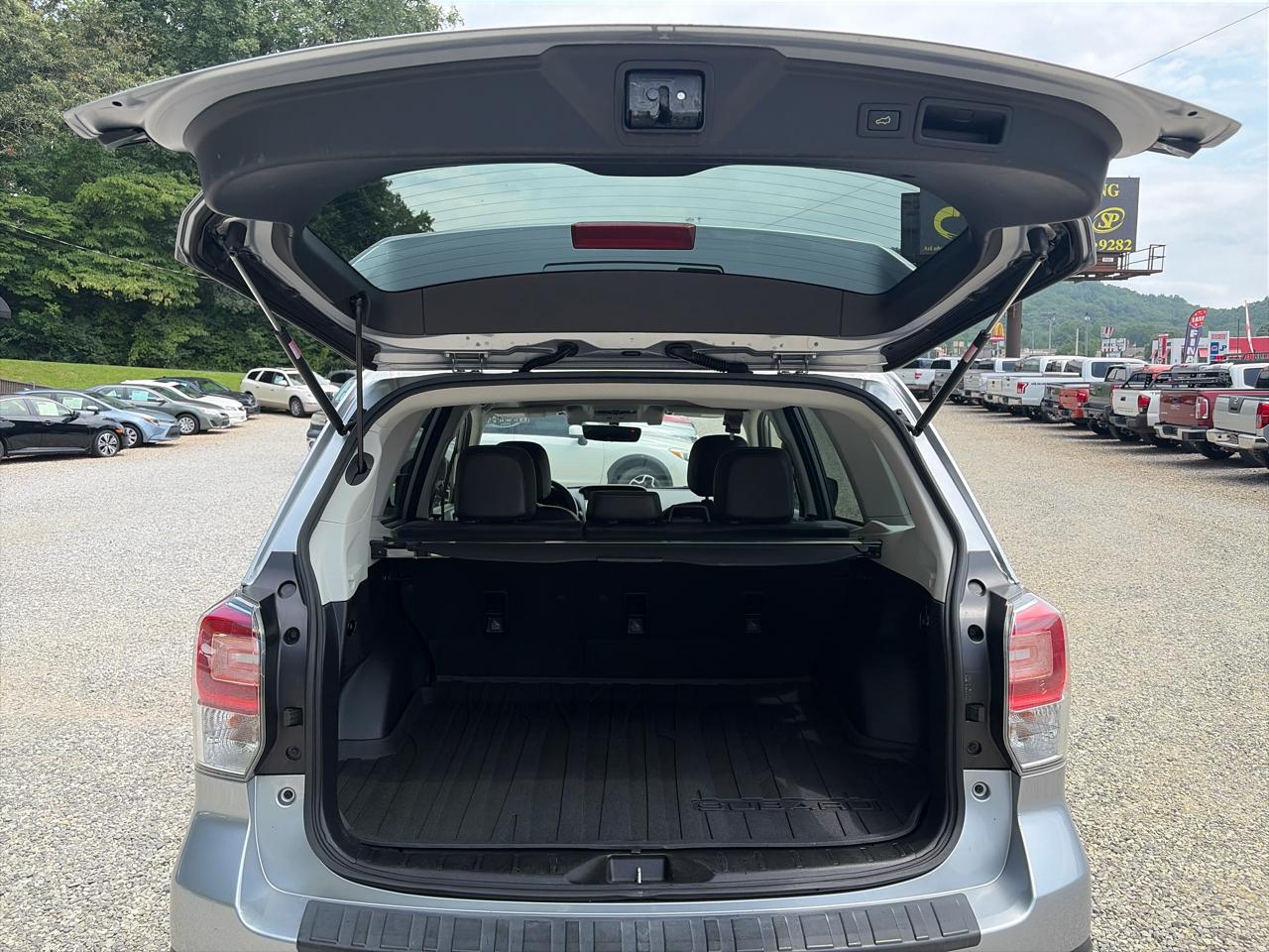 Subaru Forester 2.5i Limited CVT 2018