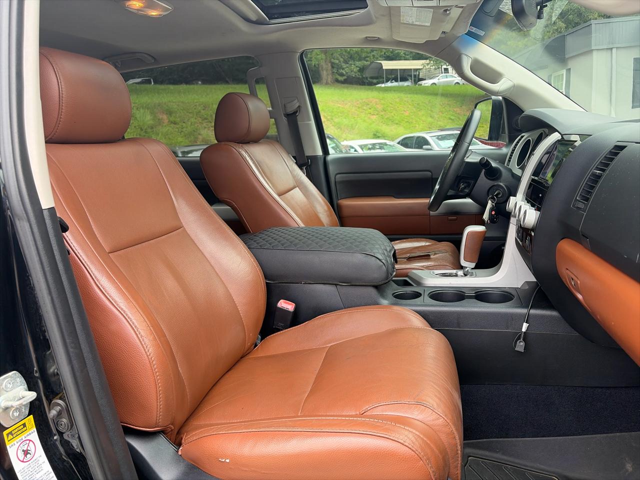 Toyota Tundra 2WD Truck CrewMax 5.7L V8 6-Spd AT LTD (Natl) 2008