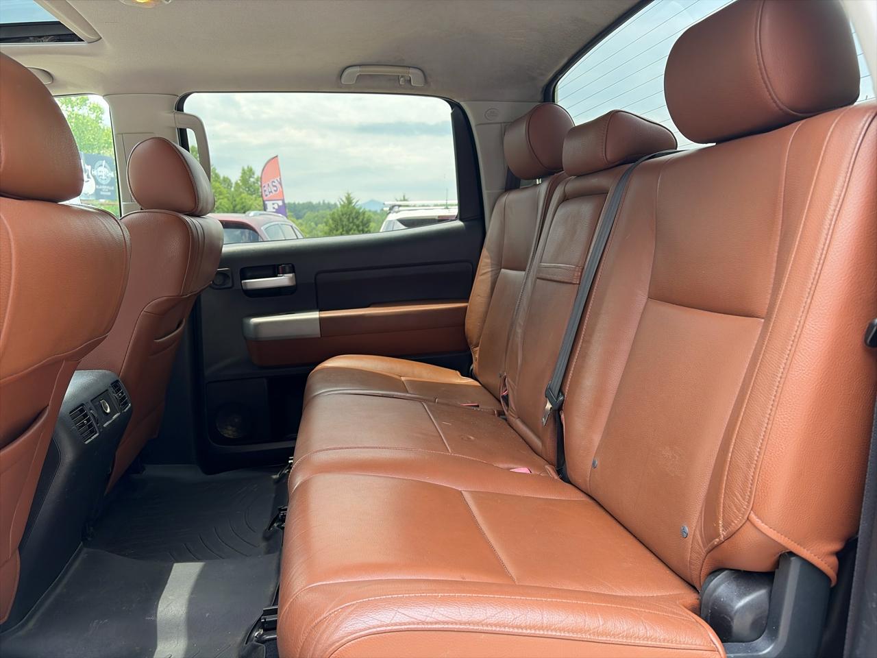 Toyota Tundra 2WD Truck CrewMax 5.7L V8 6-Spd AT LTD (Natl) 2008