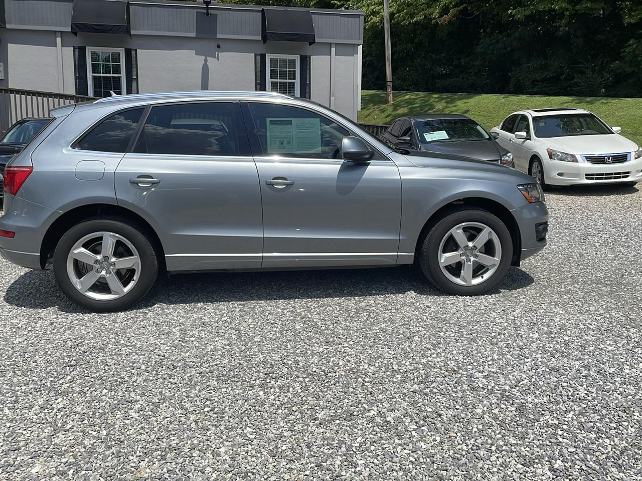 Audi Q5 quattro 4dr Prestige 2010