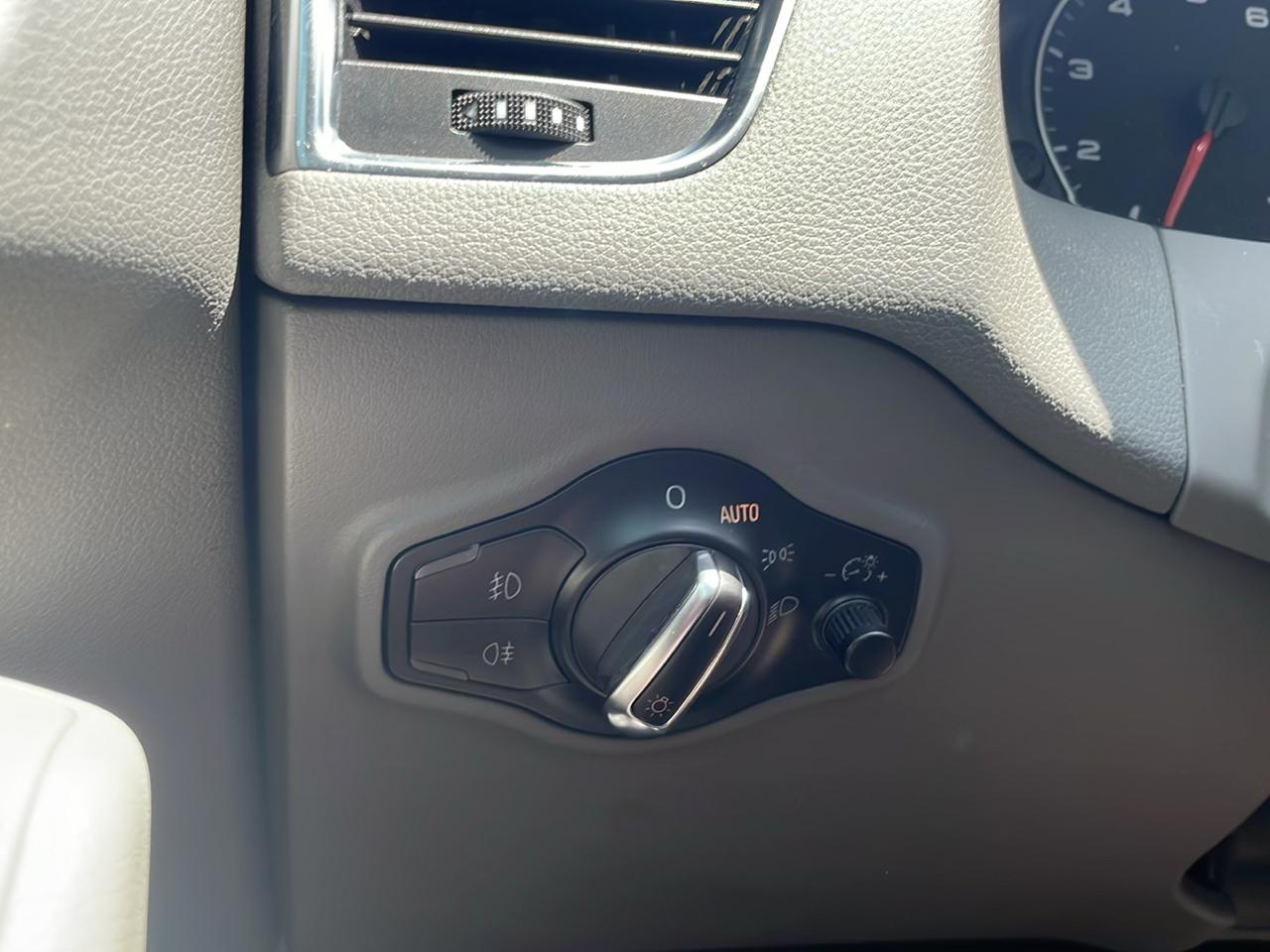 Audi Q5 quattro 4dr Prestige 2010