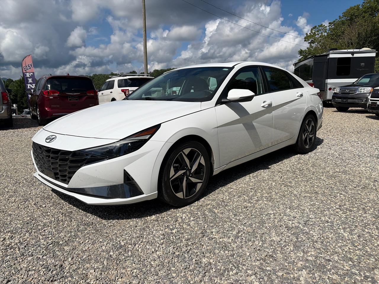 Hyundai Elantra Hybrid Limited DCT 2023