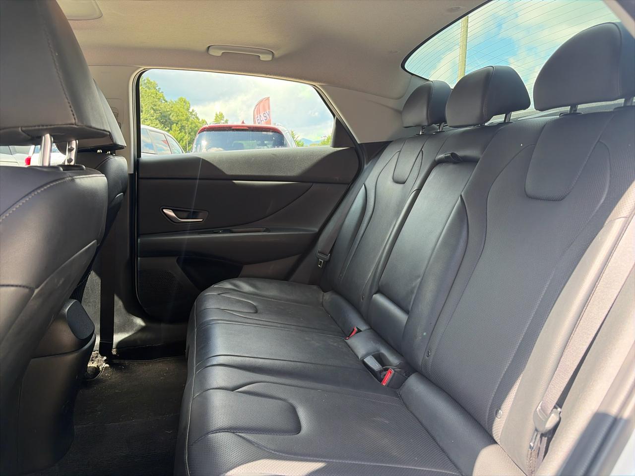 Hyundai Elantra Hybrid Limited DCT 2023