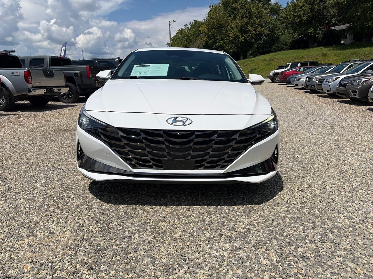 Hyundai Elantra Hybrid Limited DCT 2023