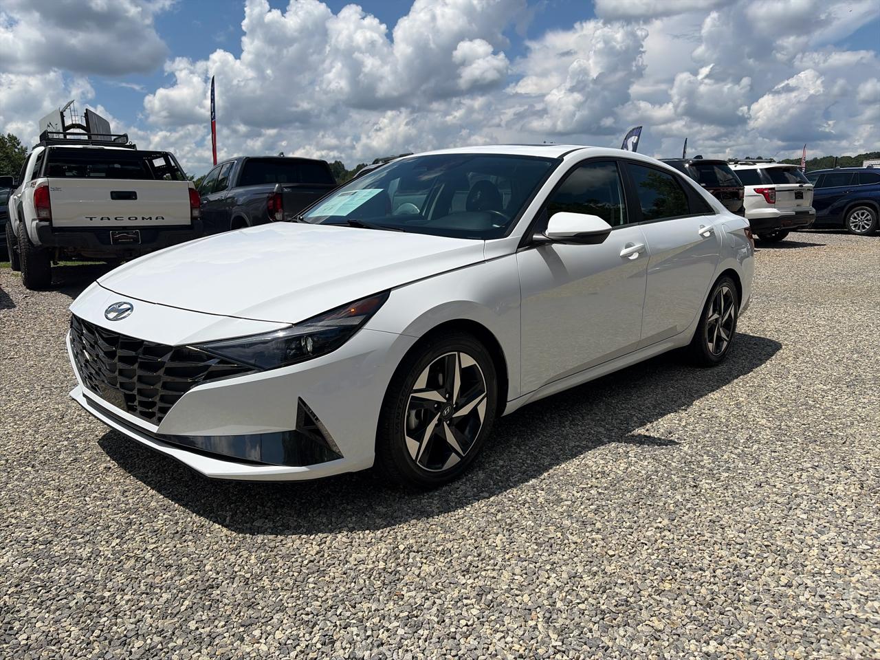 Hyundai Elantra Hybrid Limited DCT 2023