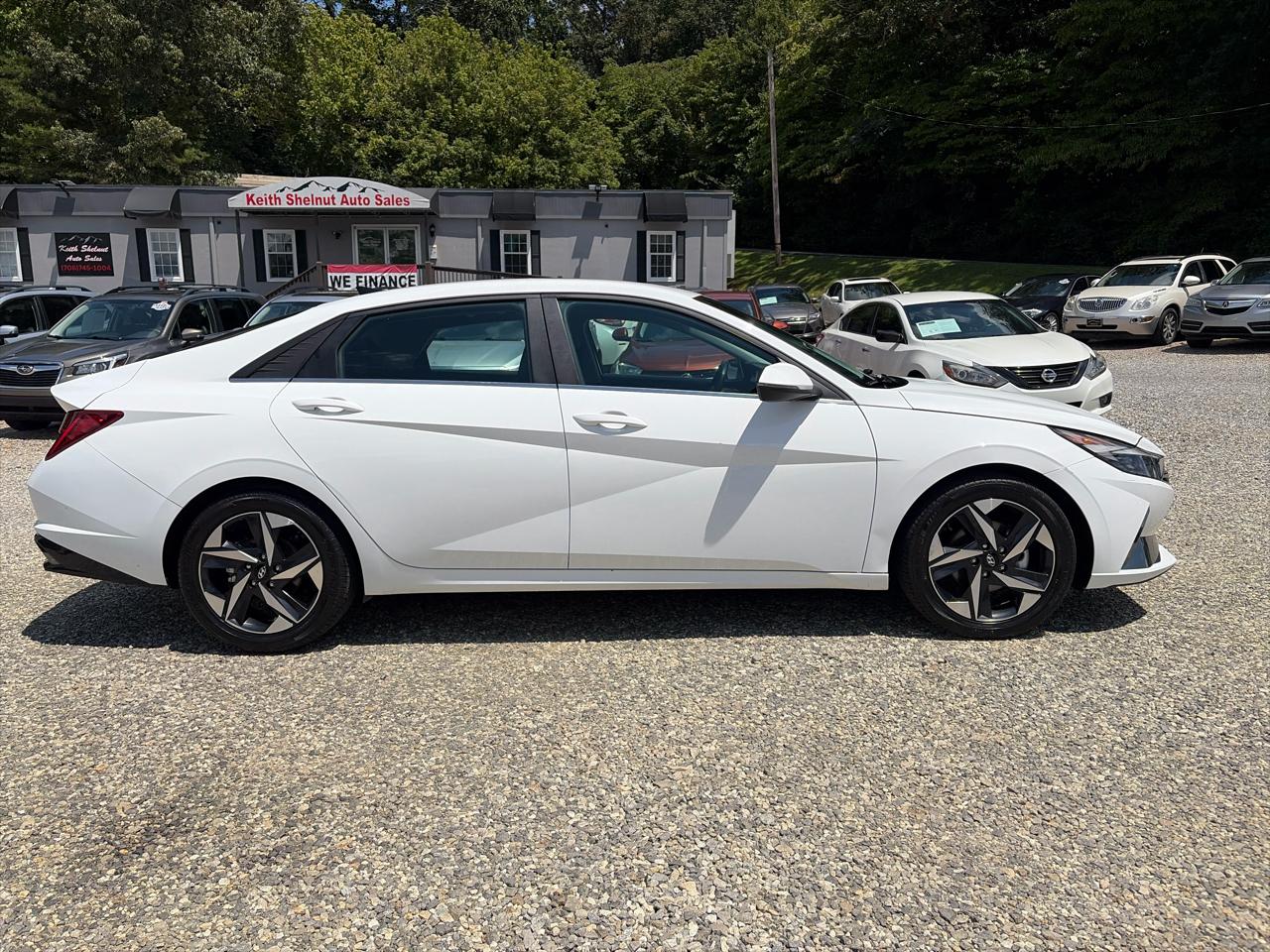Hyundai Elantra Hybrid Limited DCT 2023
