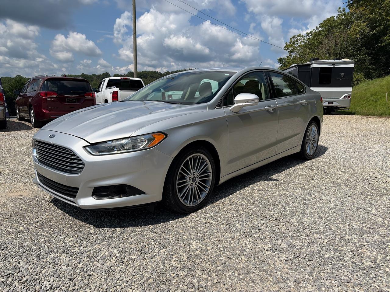 Ford Fusion 4dr Sdn SE FWD 2015