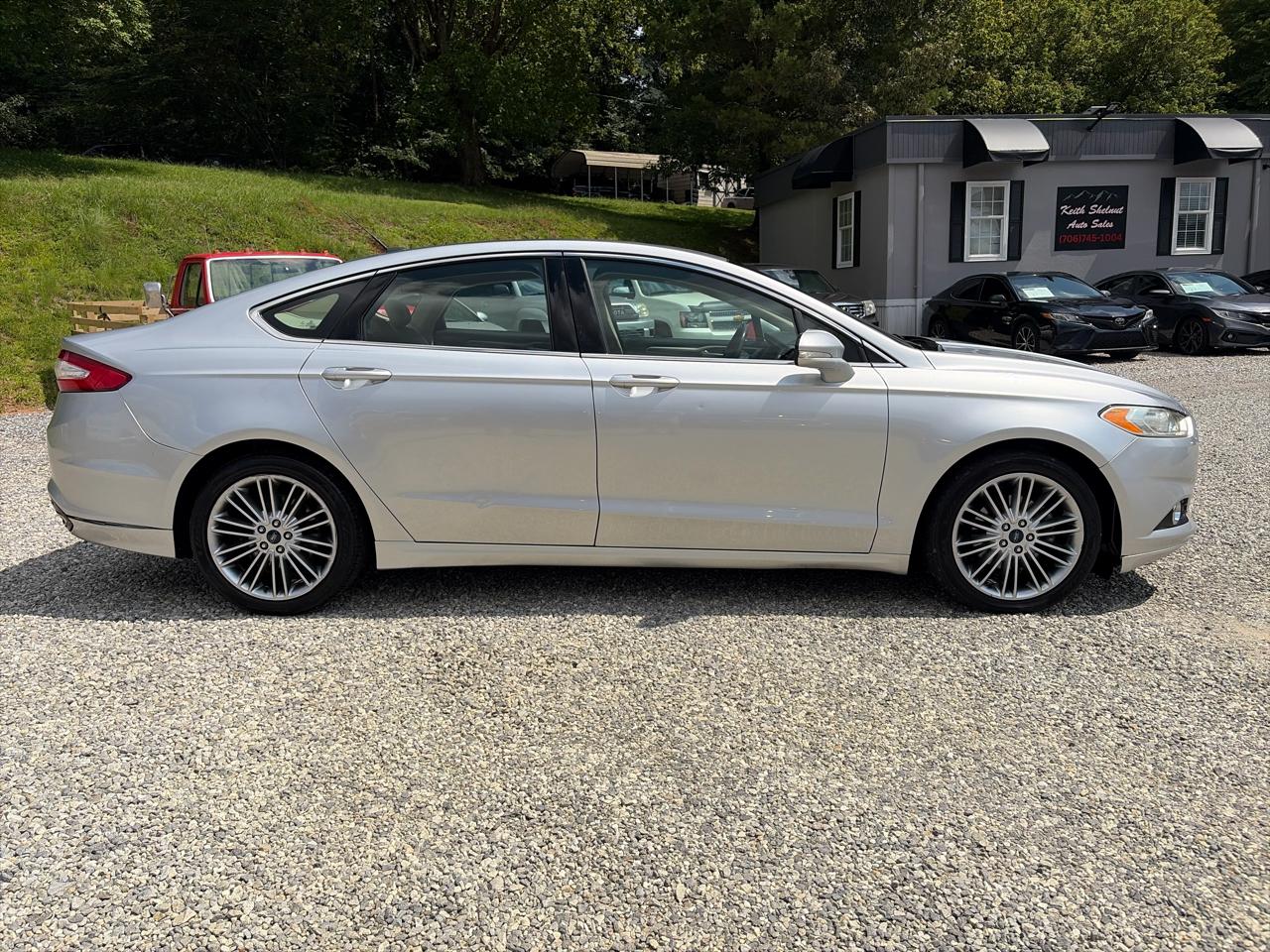 Ford Fusion 4dr Sdn SE FWD 2015
