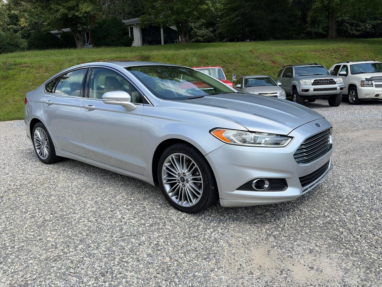 Ford Fusion 4dr Sdn SE FWD 2015