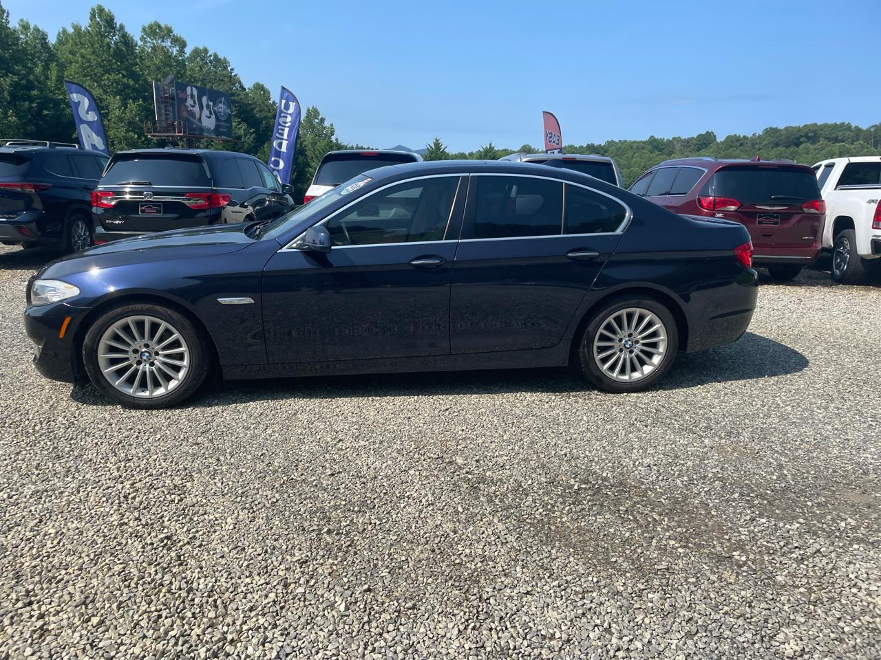 BMW 5 Series 4dr Sdn 535i RWD 2013