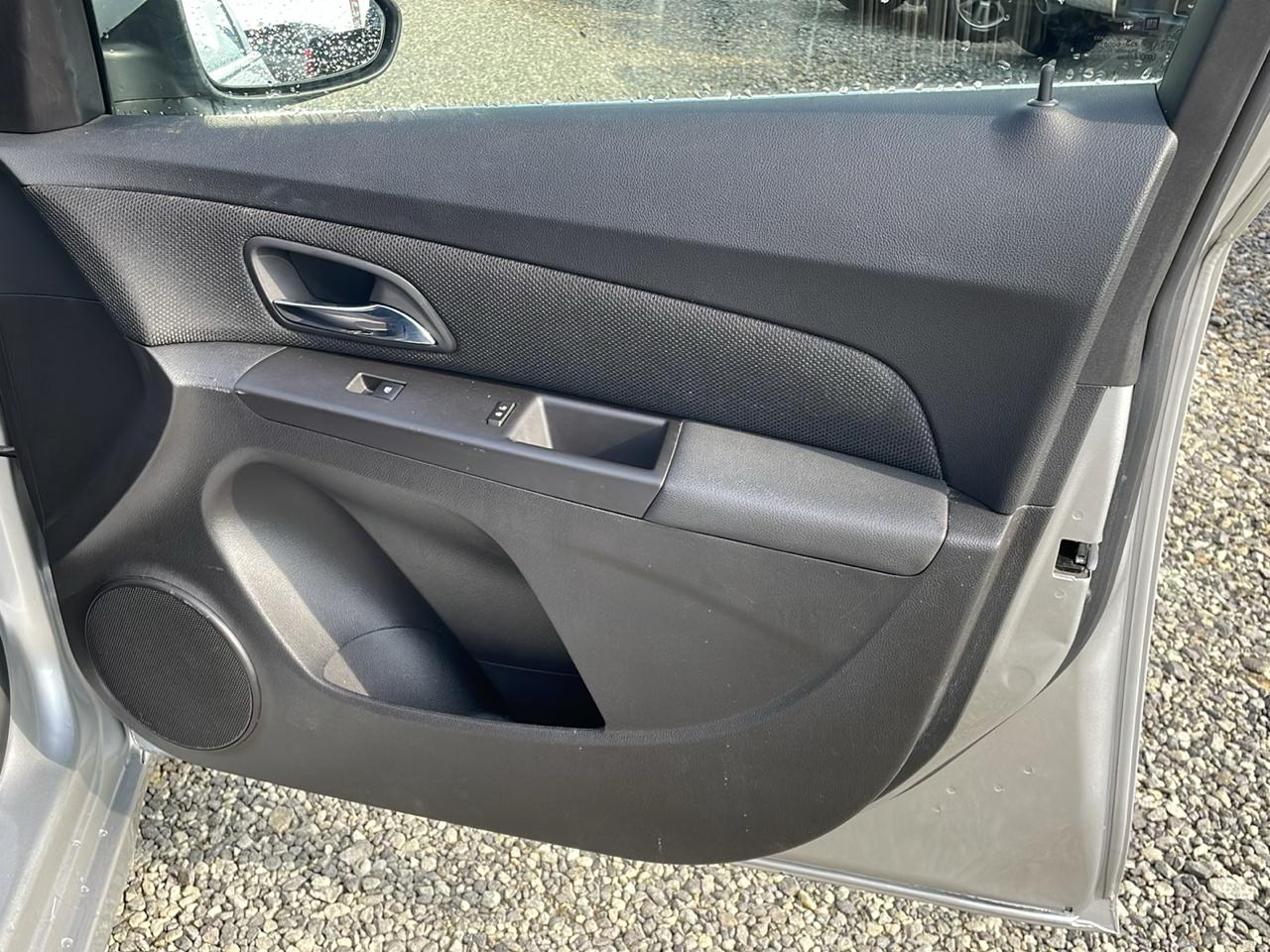 Chevrolet Cruze 4dr Sdn Man 1LT 2015