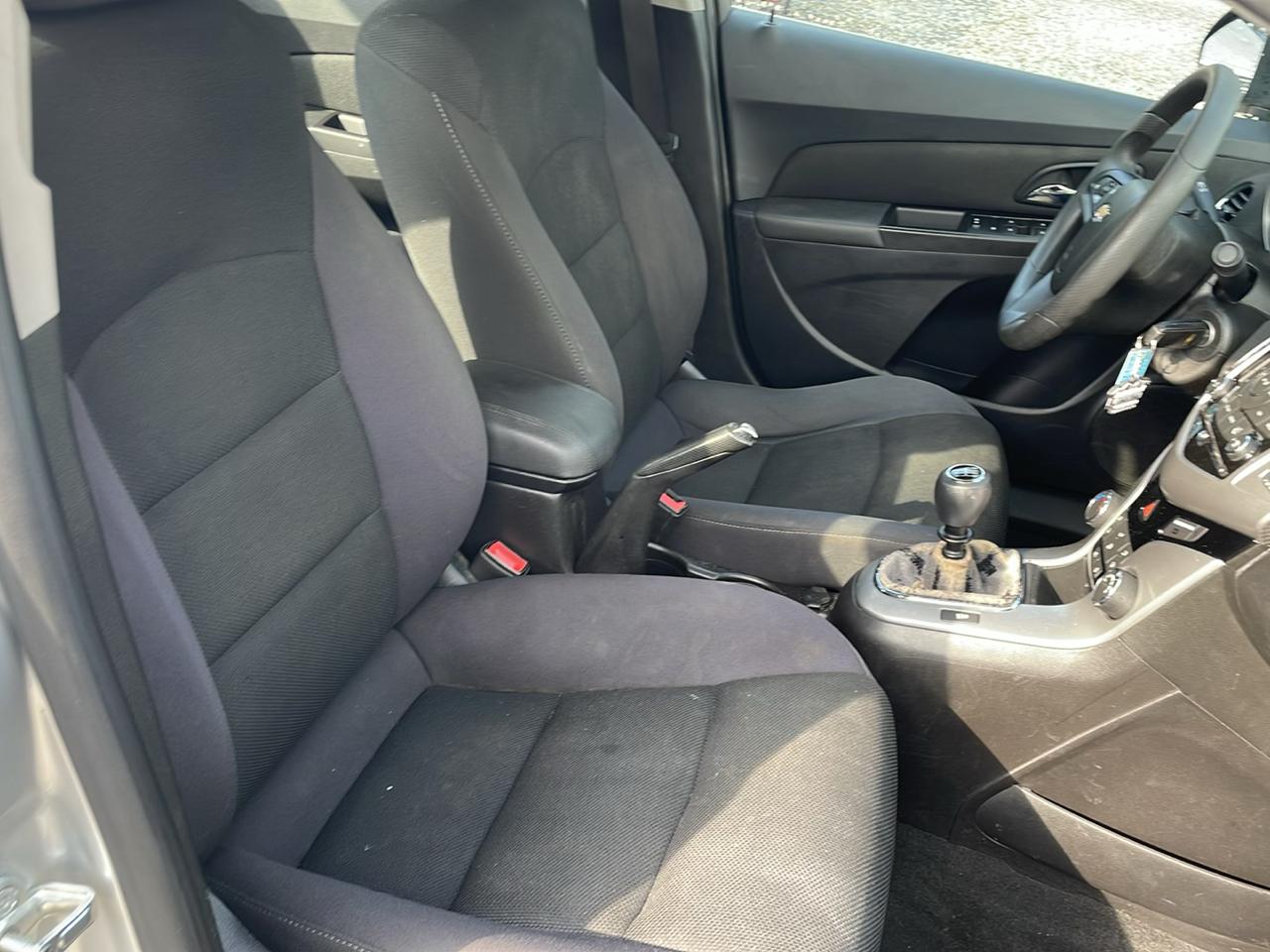 Chevrolet Cruze 4dr Sdn Man 1LT 2015