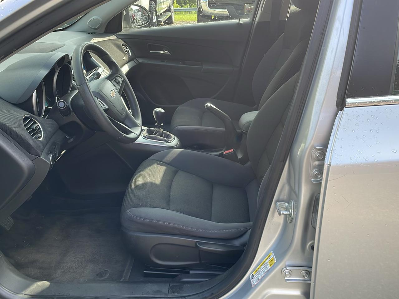 Chevrolet Cruze 4dr Sdn Man 1LT 2015