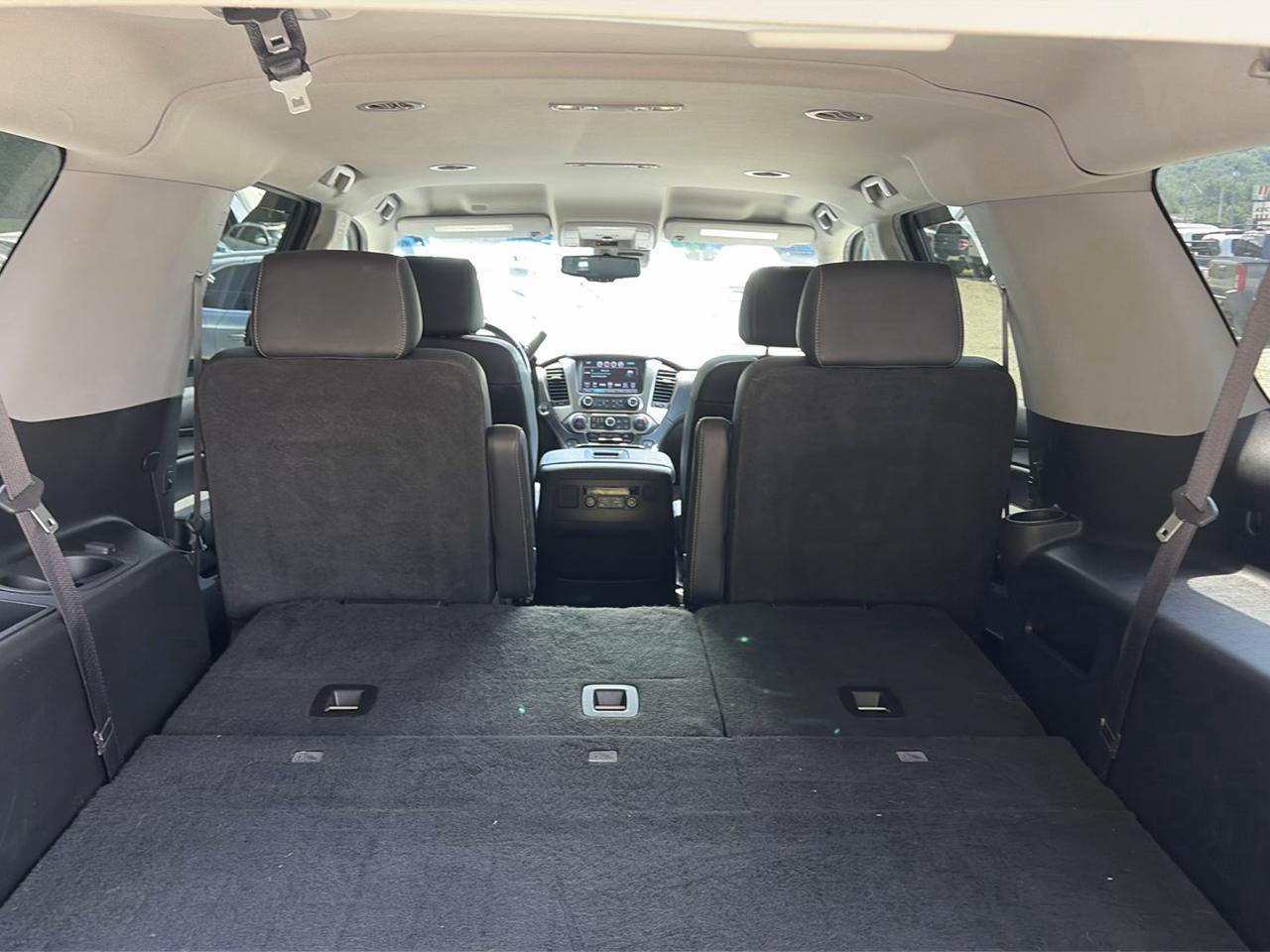 Chevrolet Suburban 4WD 4dr 1500 Premier 2018