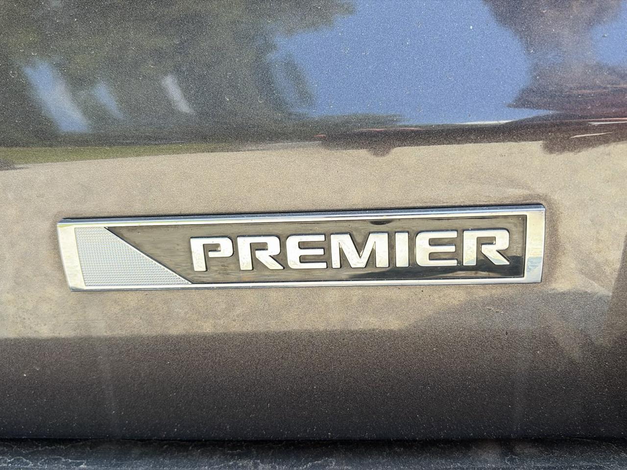Chevrolet Suburban 4WD 4dr 1500 Premier 2018