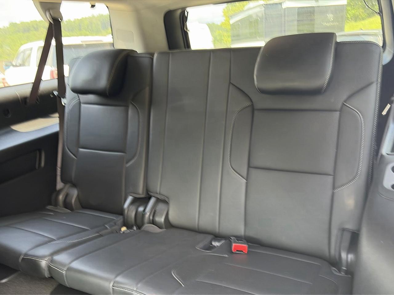 Chevrolet Suburban 4WD 4dr 1500 Premier 2018