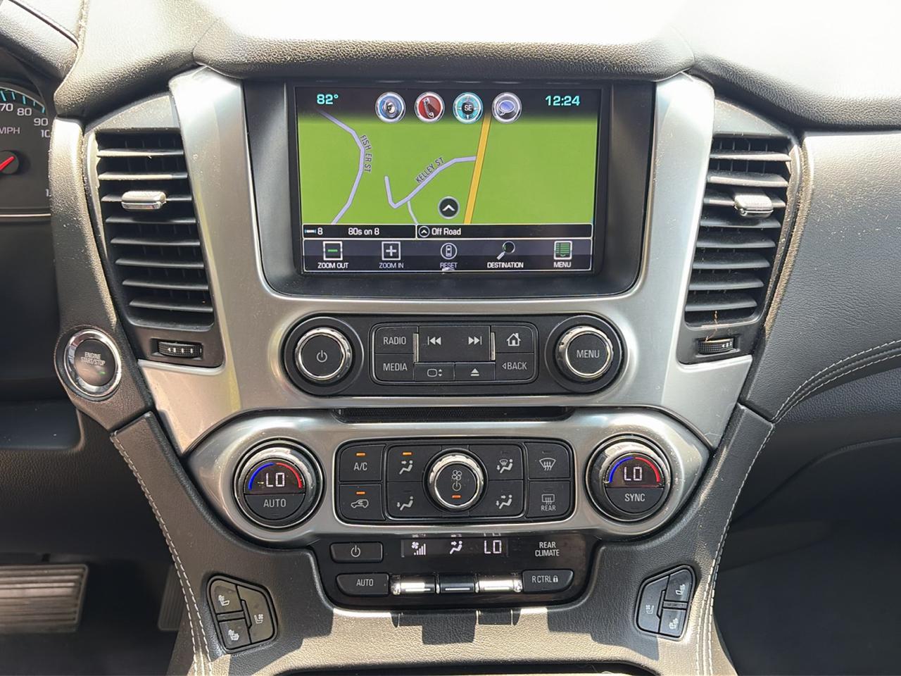 Chevrolet Suburban 4WD 4dr 1500 Premier 2018