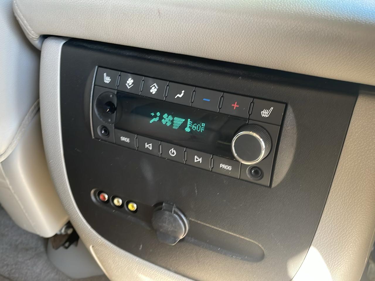 Chevrolet Tahoe 4WD 4dr LTZ 2014