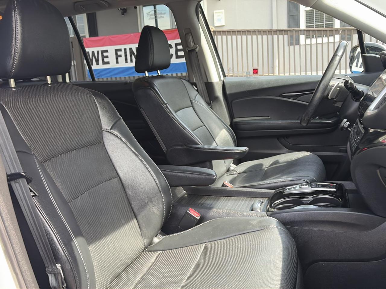 Honda Pilot Elite AWD 2017