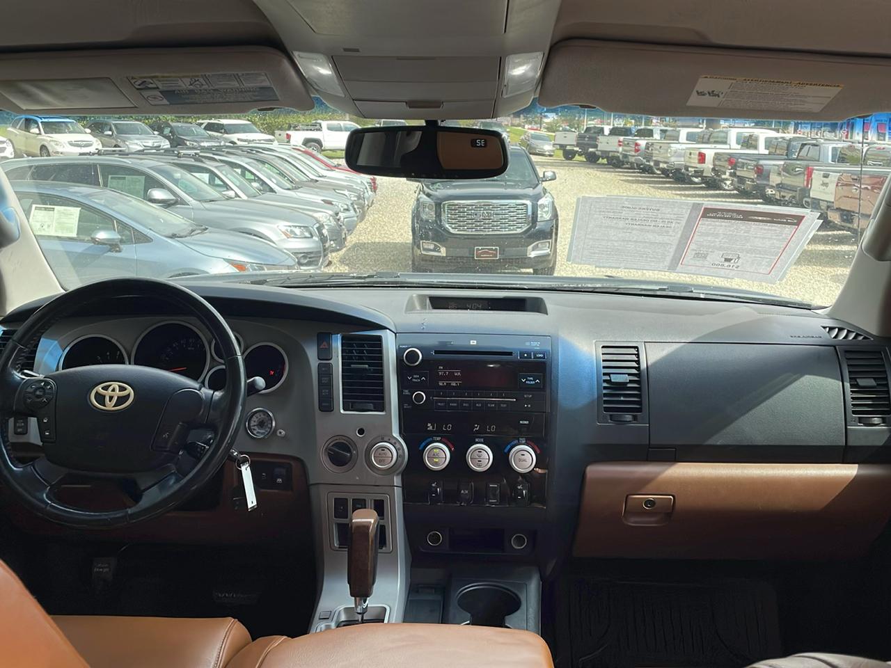 Toyota Tundra 4WD Truck CrewMax 5.7L V8 6-Spd AT LTD (Natl) 2008