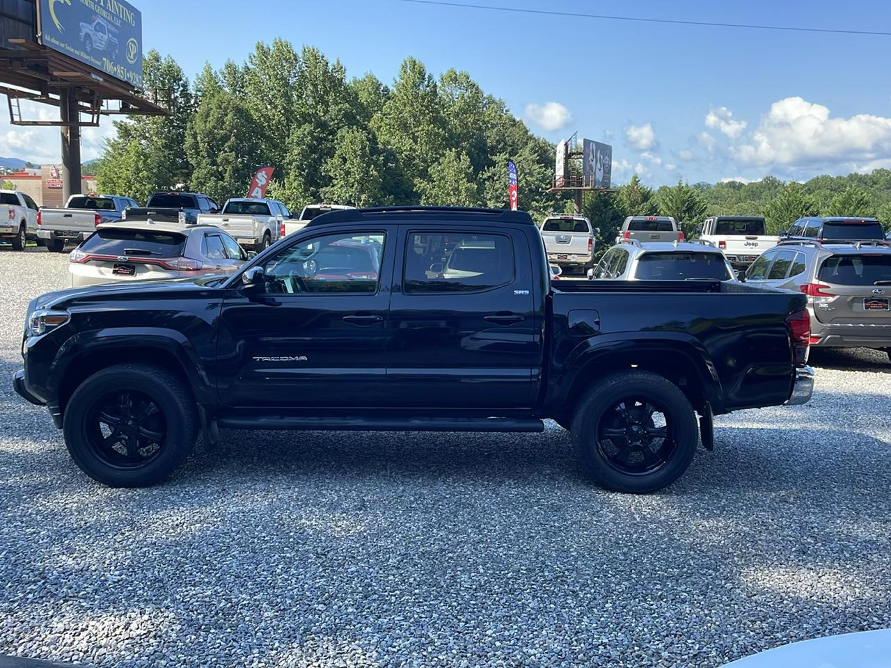 Toyota Tacoma 4WD Double Cab V6 AT SR5 (Natl) 2018